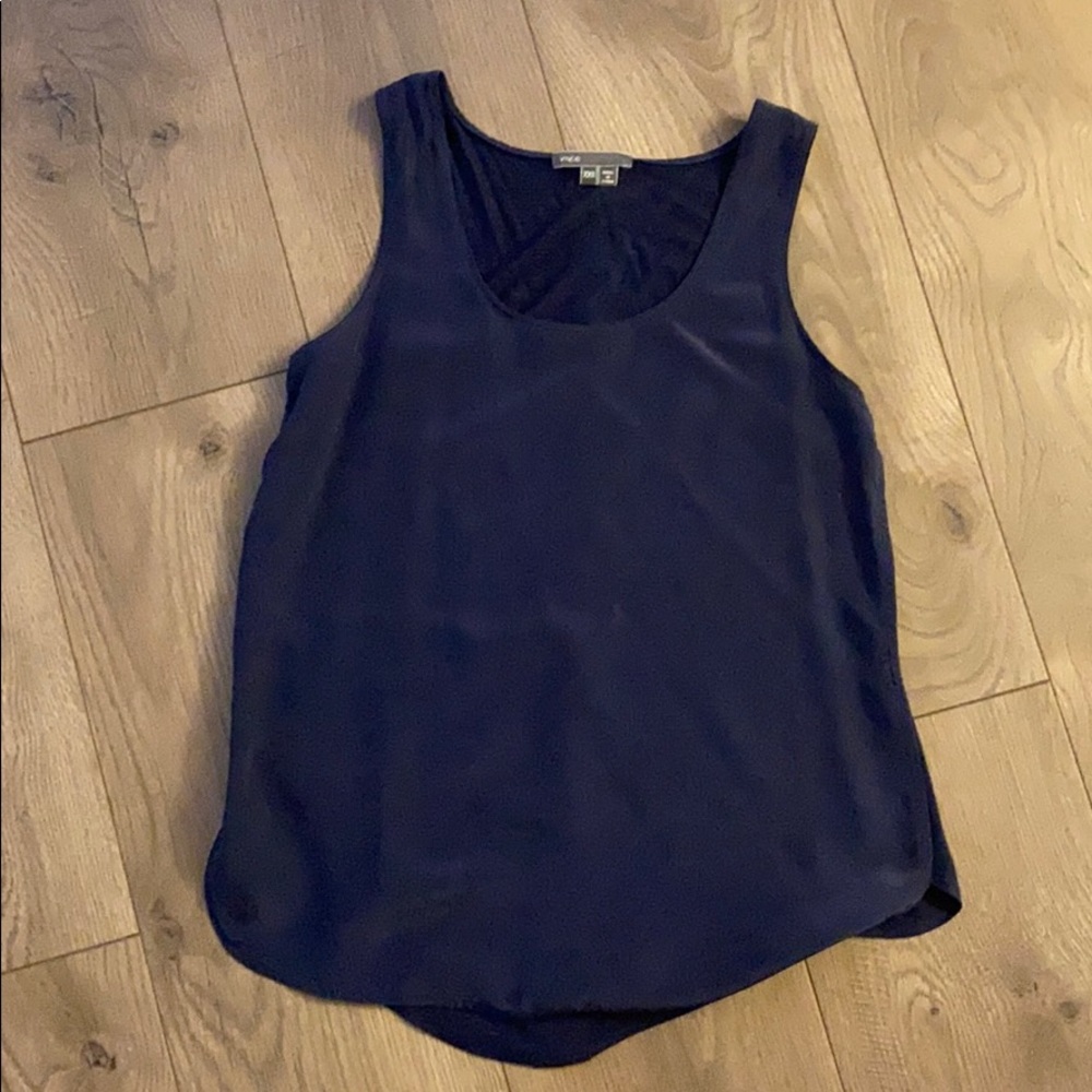 Vince Silk Top Size XXS